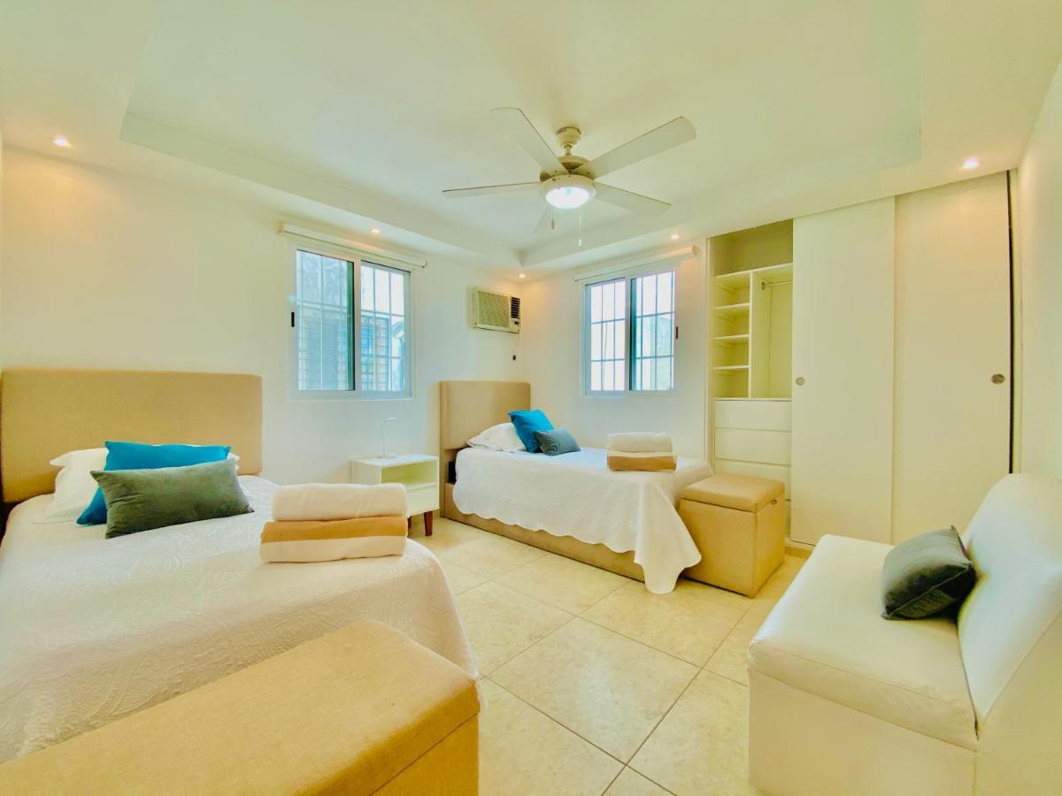 Apartamento cálido y moderno en la entrada de la zona hotelera Cancún Kültér fotó