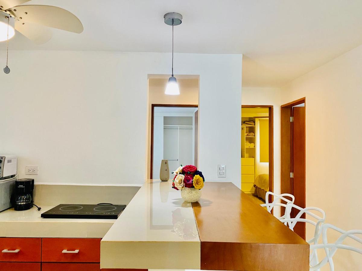 Apartamento cálido y moderno en la entrada de la zona hotelera Cancún Kültér fotó