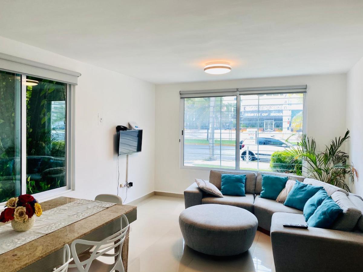 Apartamento cálido y moderno en la entrada de la zona hotelera Cancún Kültér fotó