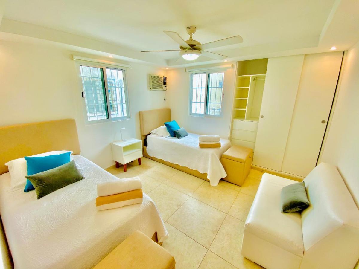 Apartamento cálido y moderno en la entrada de la zona hotelera Cancún Kültér fotó
