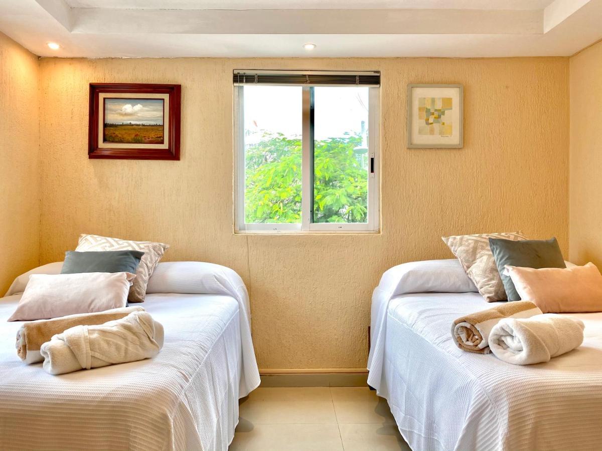 Apartamento cálido y moderno en la entrada de la zona hotelera Cancún Kültér fotó