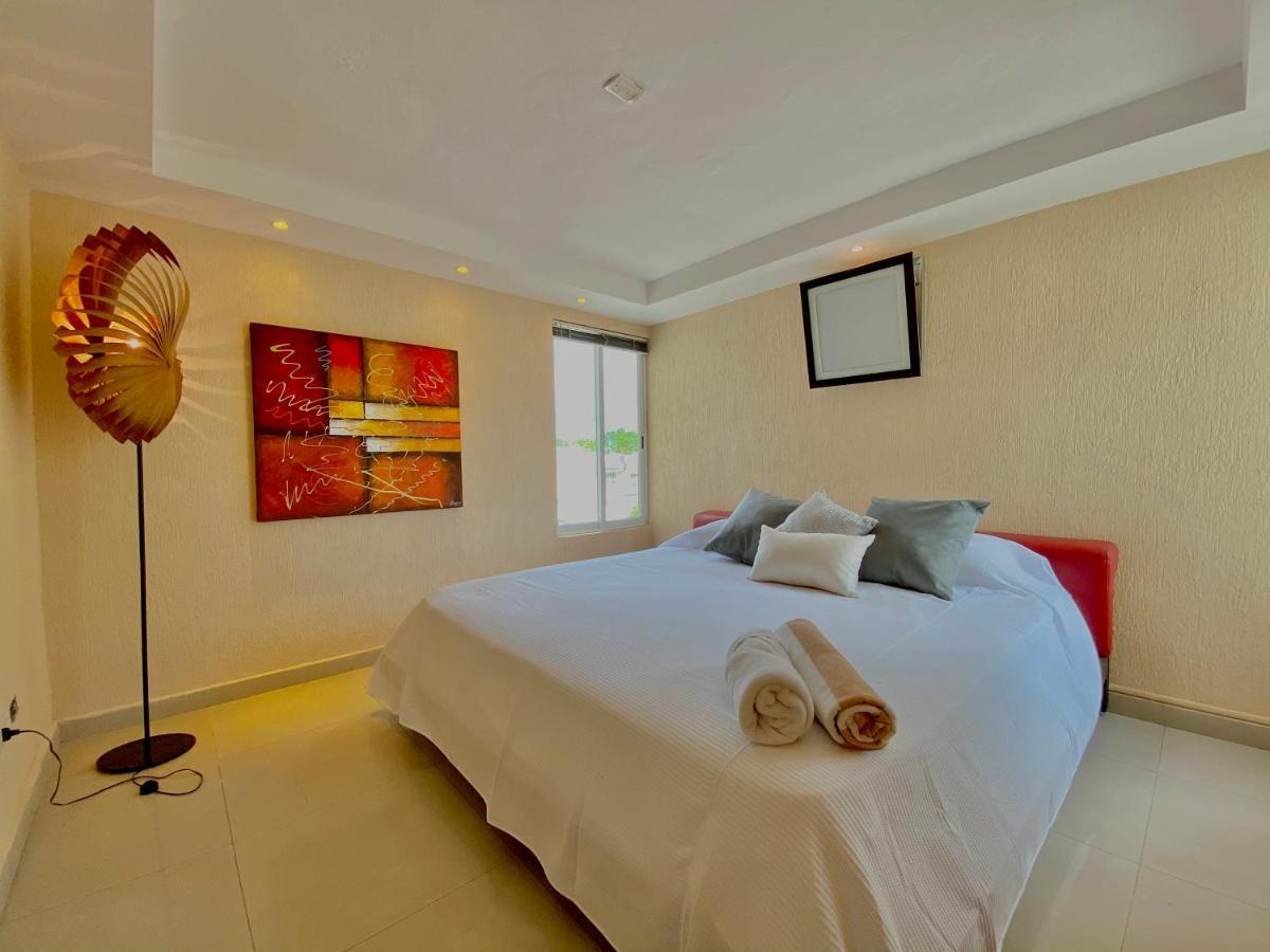 Apartamento cálido y moderno en la entrada de la zona hotelera Cancún Kültér fotó